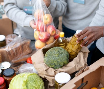 close-up-volunteers-collecting-food-donations